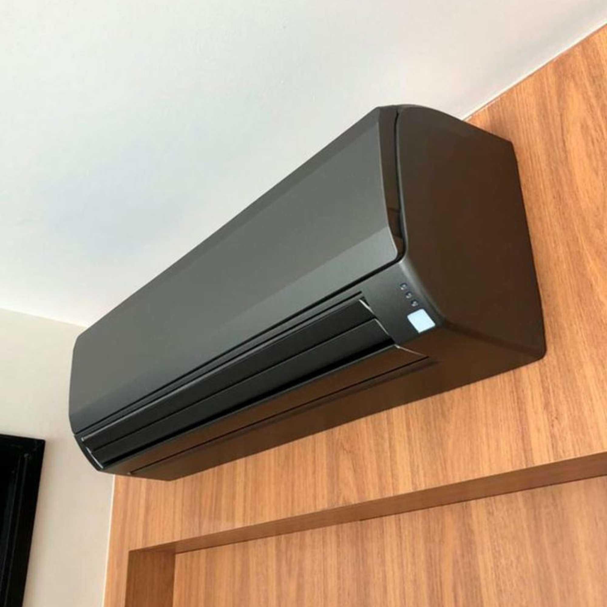 Split premium acabamento preto
